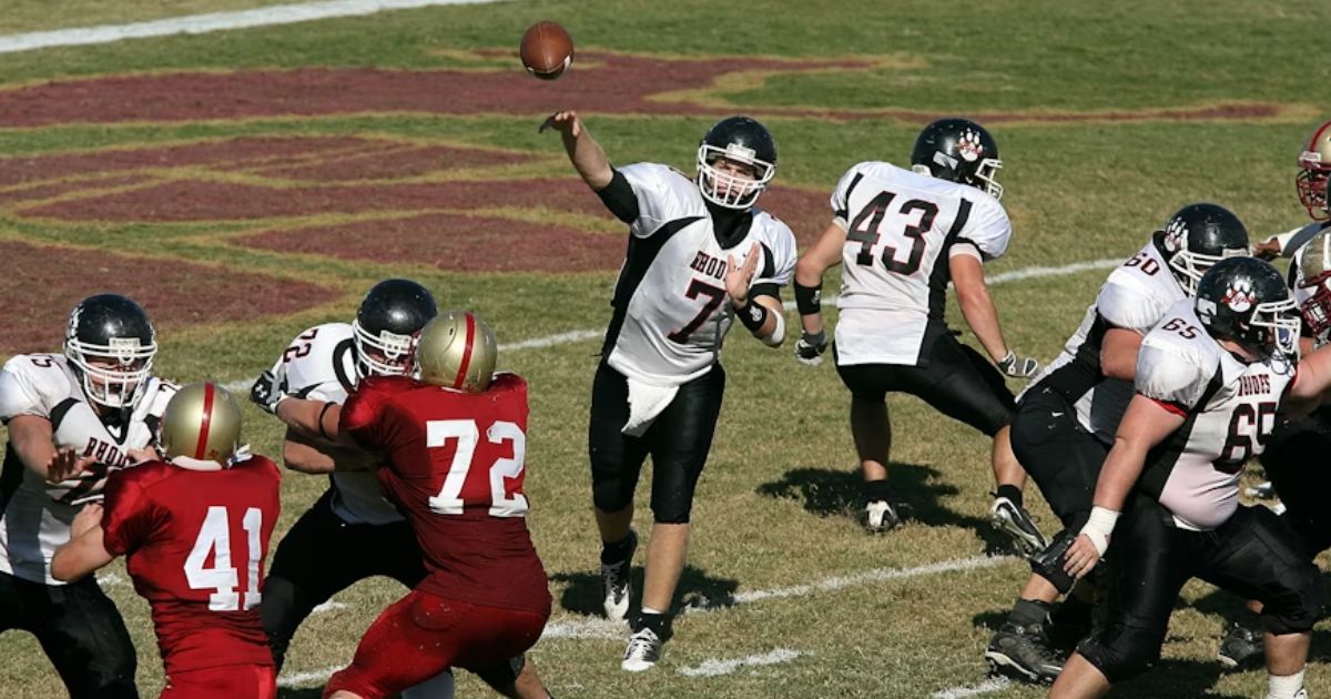 Leggere la Difesa nel Football: 9 Guida per Quarterback